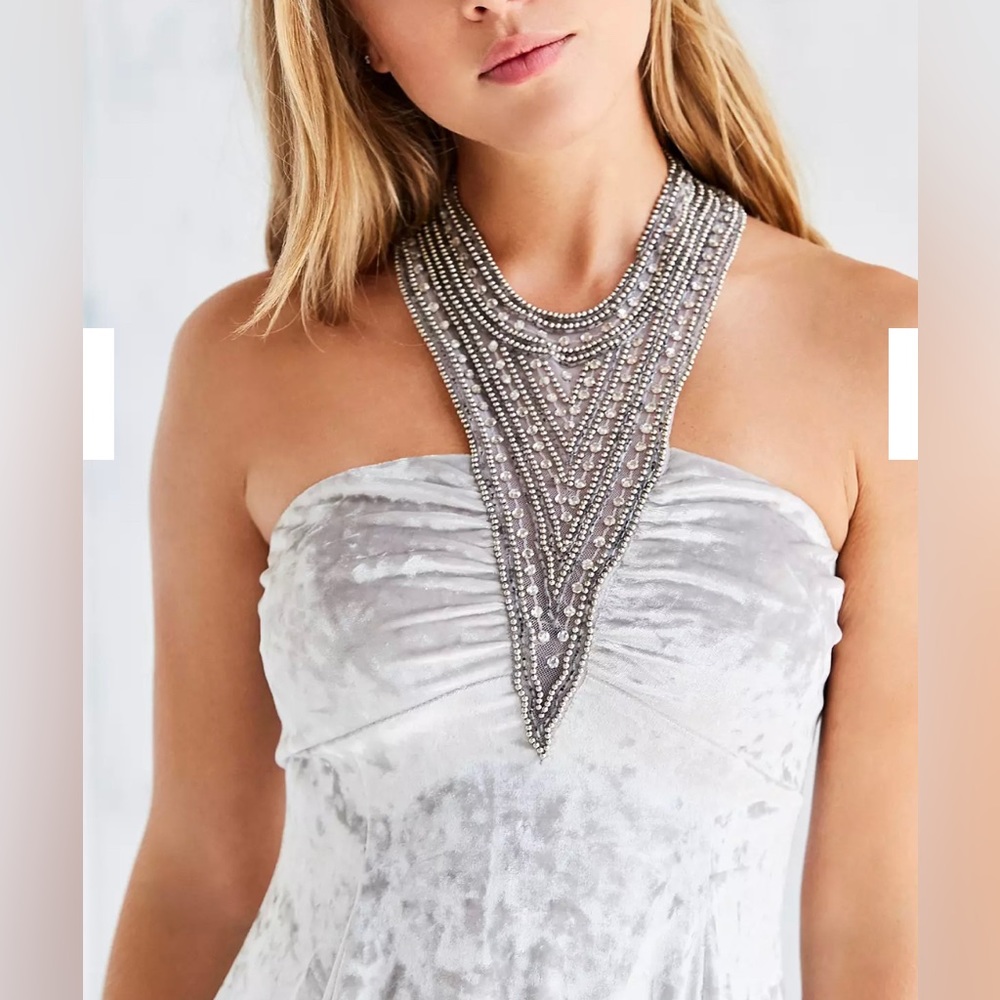 Kimchi Blue - Diamondette Velvet Babydoll Mini Dress - Silver/Grey - L